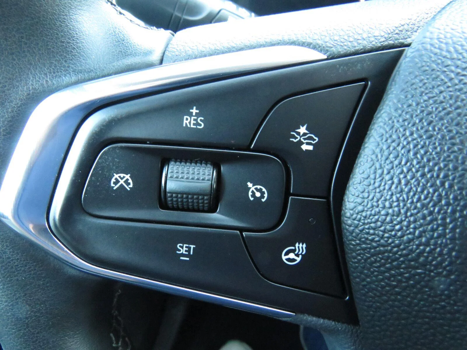 Used 2024 Mosaic Black Metallic Chevrolet LT image 30