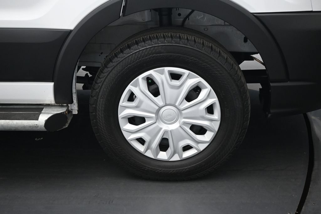 Certified Used 2025 White Ford Base image 21