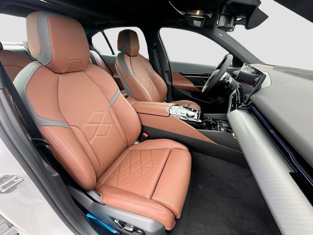 2026 BMW 5 Series 530i - Photo 24