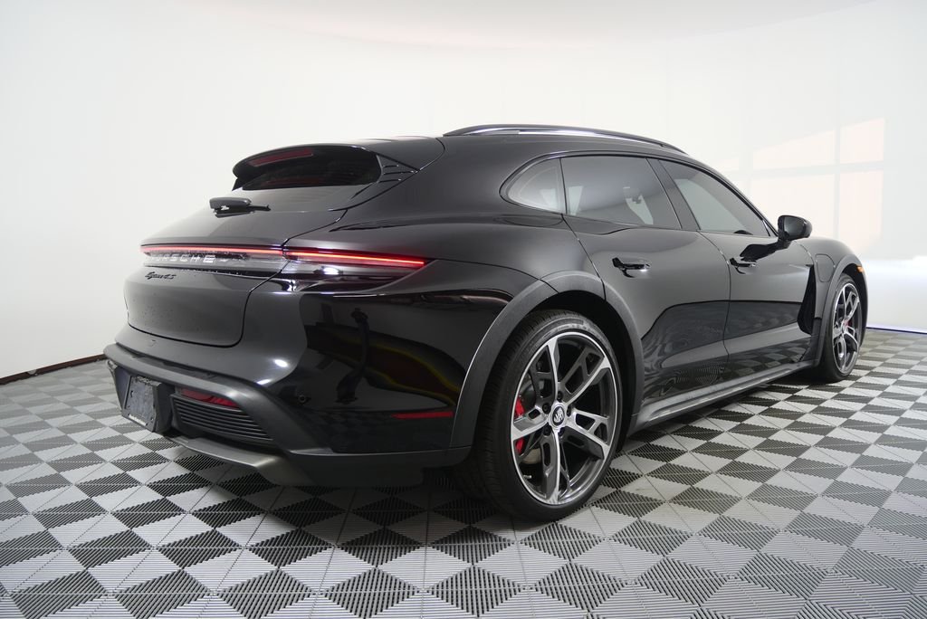 Used 2024 Black Porsche 4S image 4