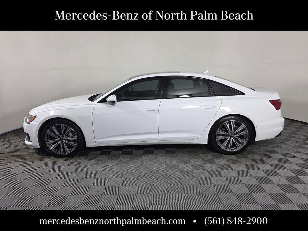 Used 2024  Audi  image 3
