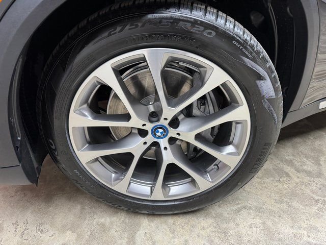 2025 BMW X5 50e - Photo 28