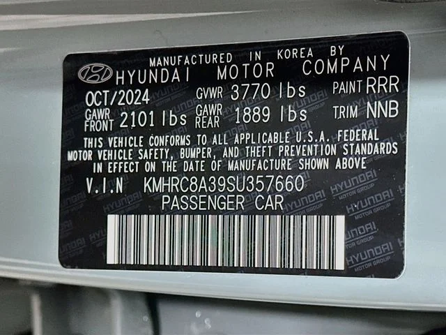 Certified Used 2025 Green Hyundai Limited image 27
