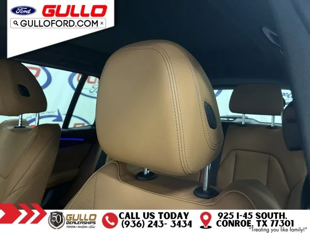 Used 2023 Phytonic Blue Metallic BMW sDrive30i image 17