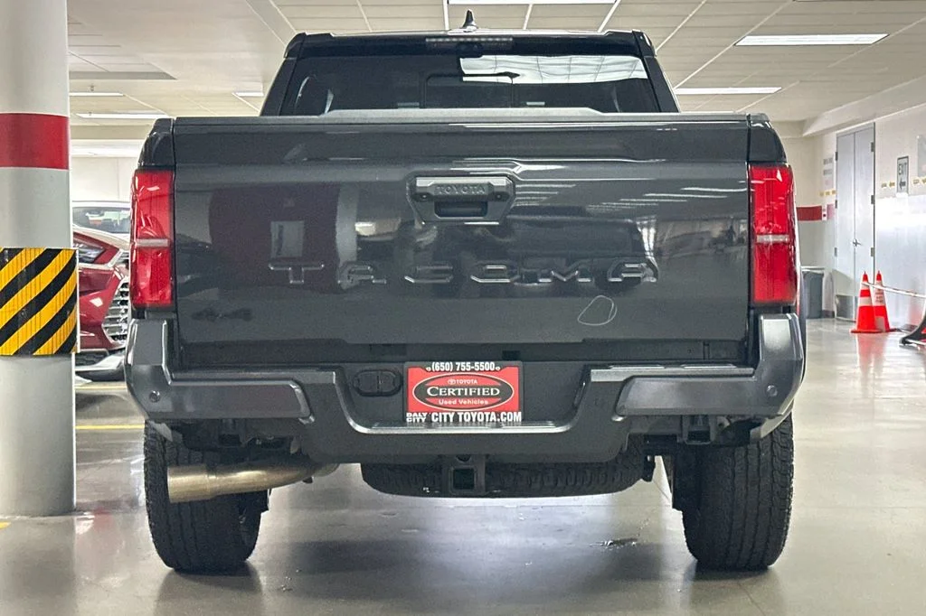 Certified Used 2026  Toyota TRD Off-Road image 5