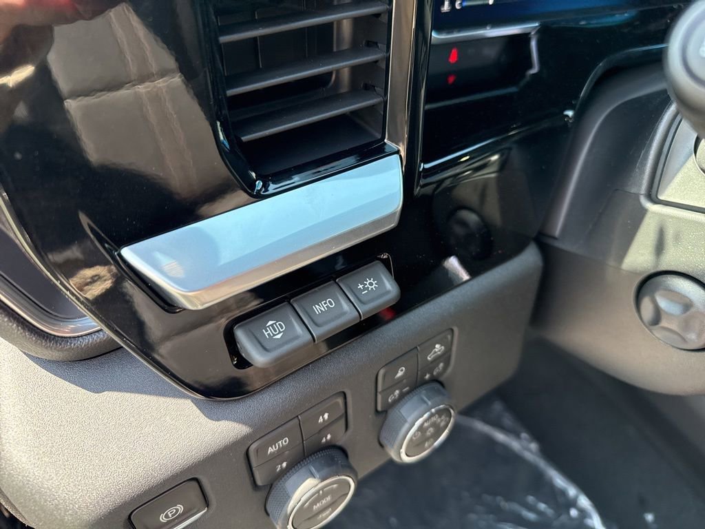 2026 Chevrolet Silverado 1500 High Country - Photo 25