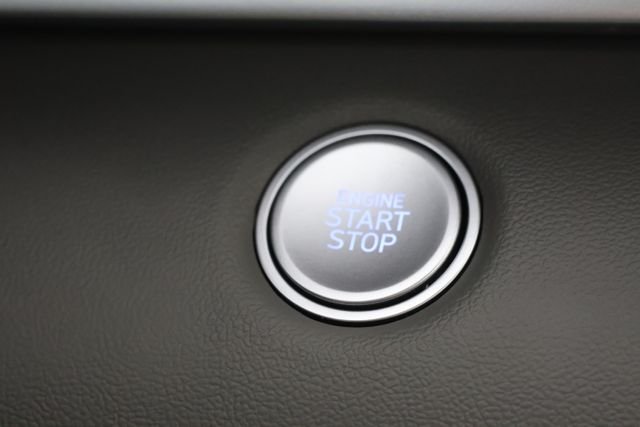Used 2026 Silver Hyundai SEL Sport image 16