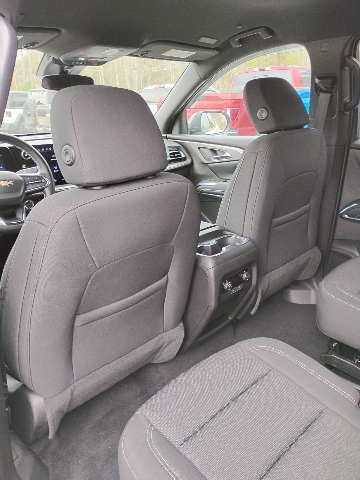 Used 2025 White Chevrolet LT image 15