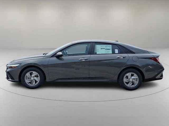 New 2026 Gray Hyundai SE image 4