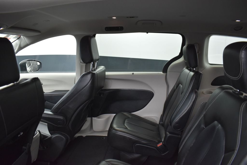 Used 2023 White Chrysler Touring L image 24