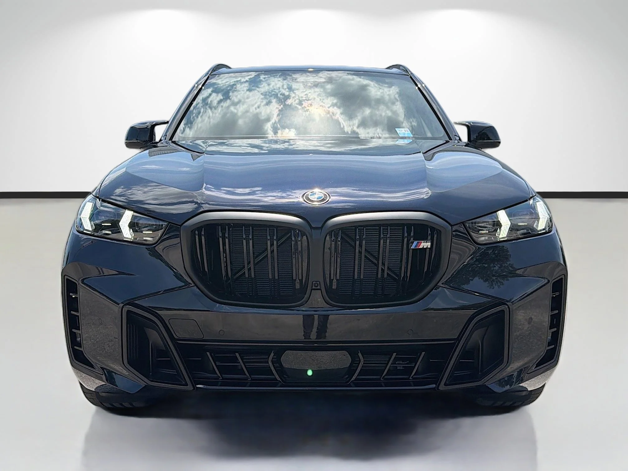 New 2026 Carbon Black Metallic BMW M60i image 8