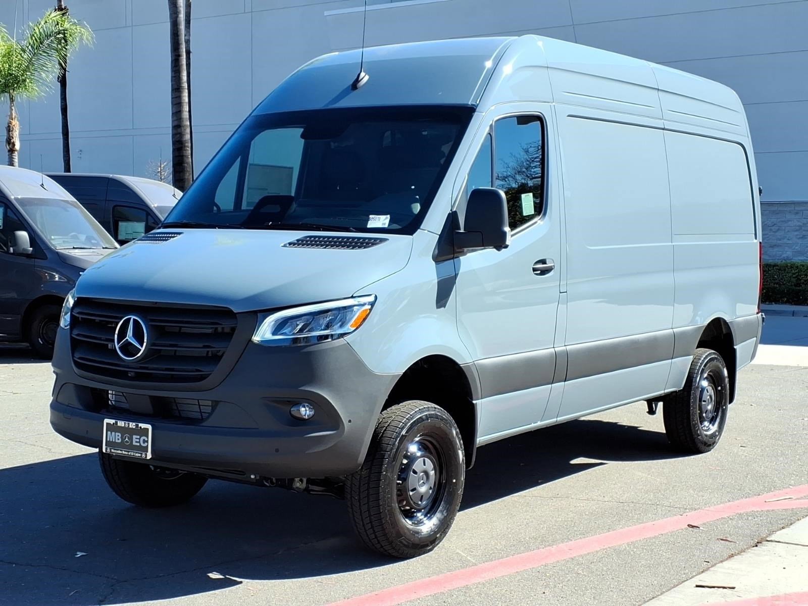 2026 Mercedes-Benz Sprinter 2500 144 WB HO AWD's photo