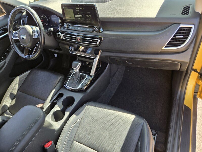 Used 2021 Yellow Kia SX image 18
