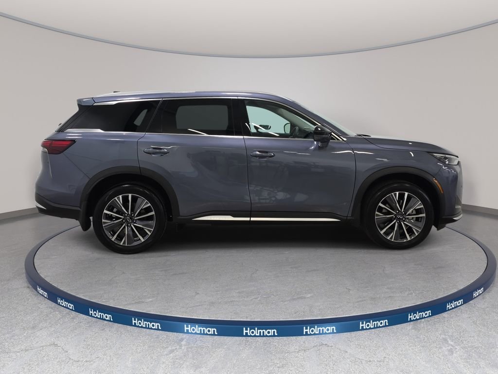 Certified Used 2026 Moonbow Blue INFINITI LUXE image 4