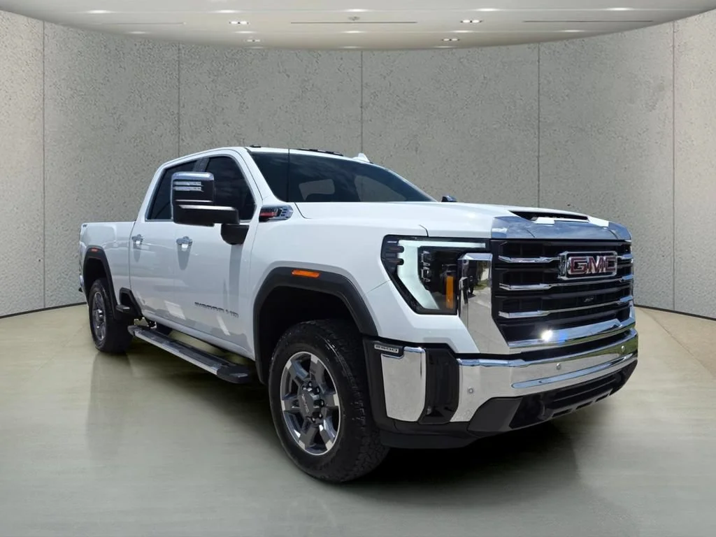 Used 2025 Summit White GMC SLT image 13