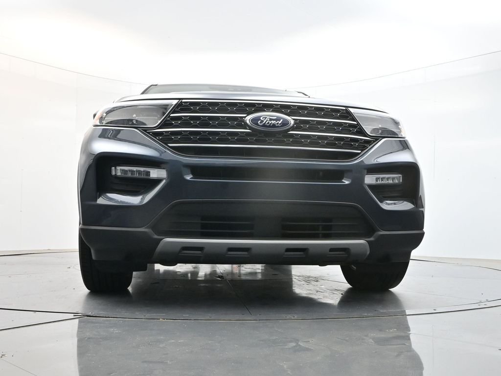 Used 2023 Blue Metallic Ford XLT image 32