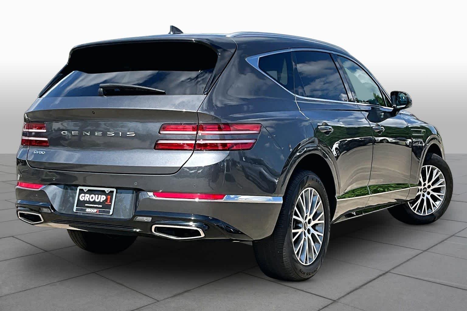 Used 2022 Himalayan Gray Genesis  image 12