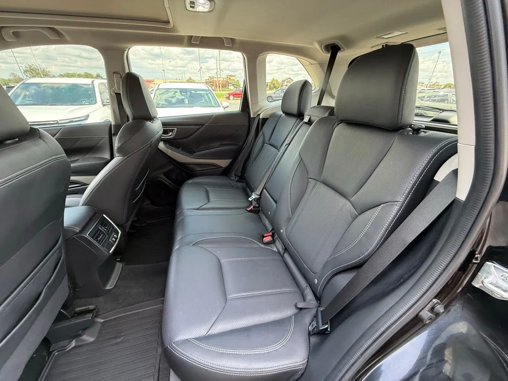 Used 2022 Black Subaru Limited image 9
