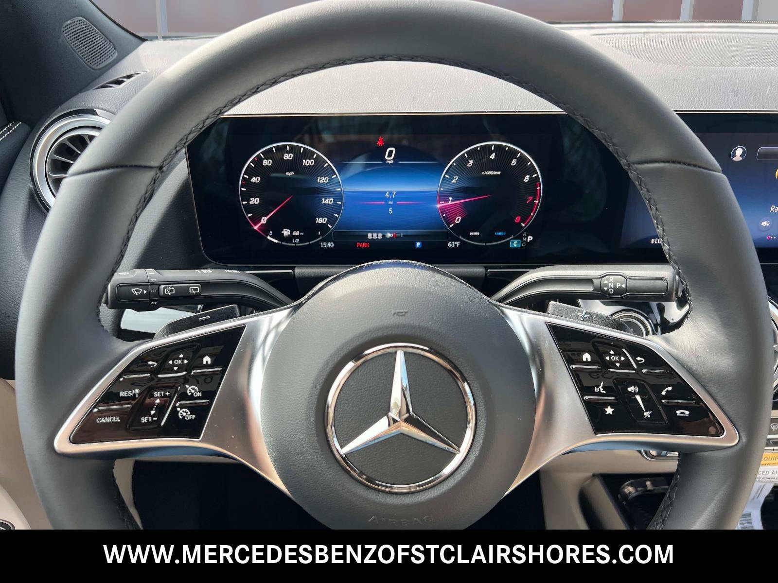New 2026 Polar White Mercedes-Benz GLA 250 image 15