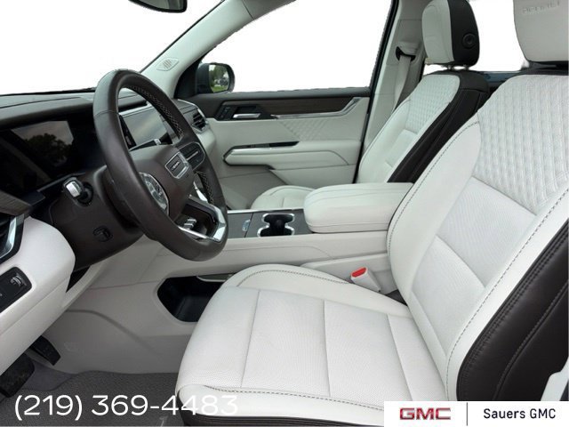 2024 GMC Acadia Denali - Photo 41