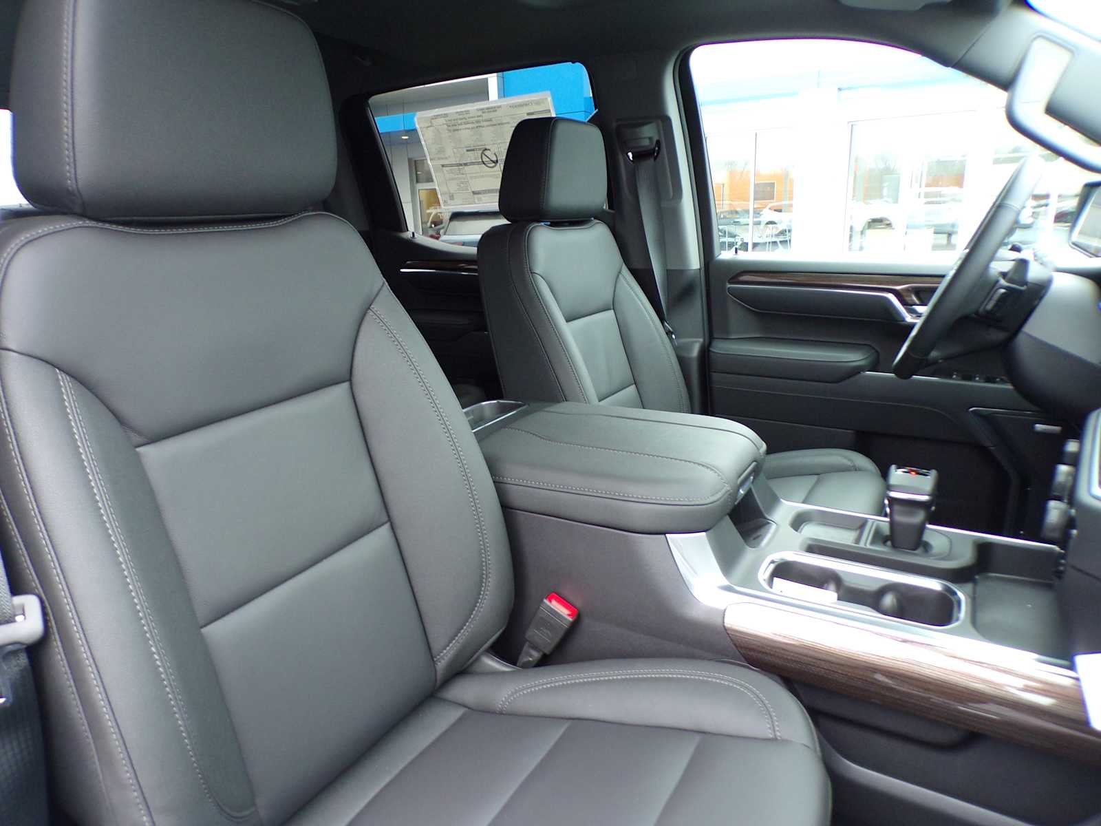 2026 Chevrolet Silverado 1500 LT Trail Boss - Photo 8