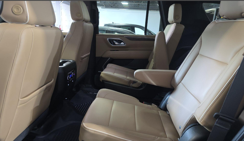 Used 2021 White Chevrolet Premier image 33