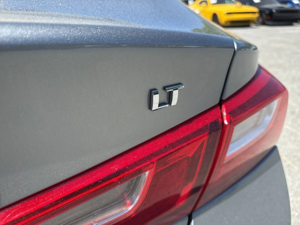 Used 2024 Gray Chevrolet LT image 28