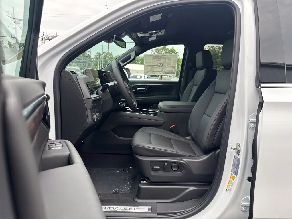 2026 Chevrolet Tahoe LT - Photo 13