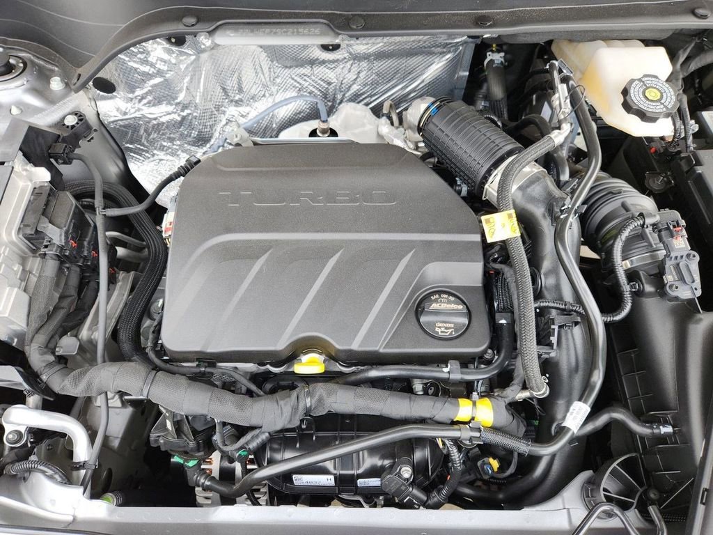 2025 Chevrolet Trax LT - Photo 27
