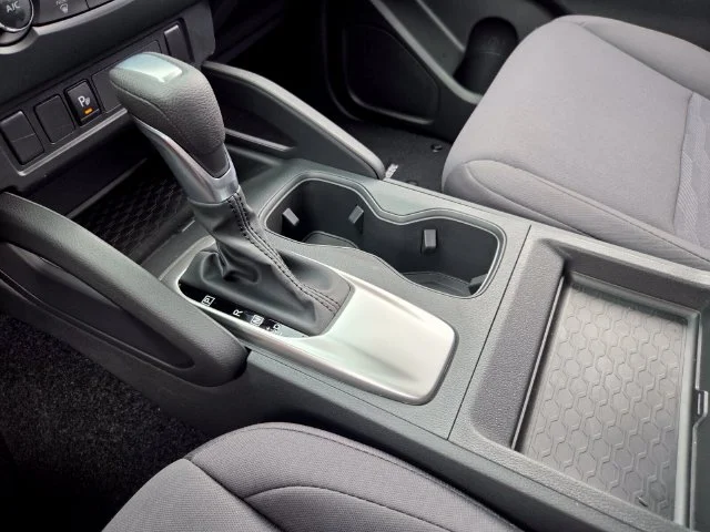 New 2027 Glacier White Nissan Crew Cab S image 17