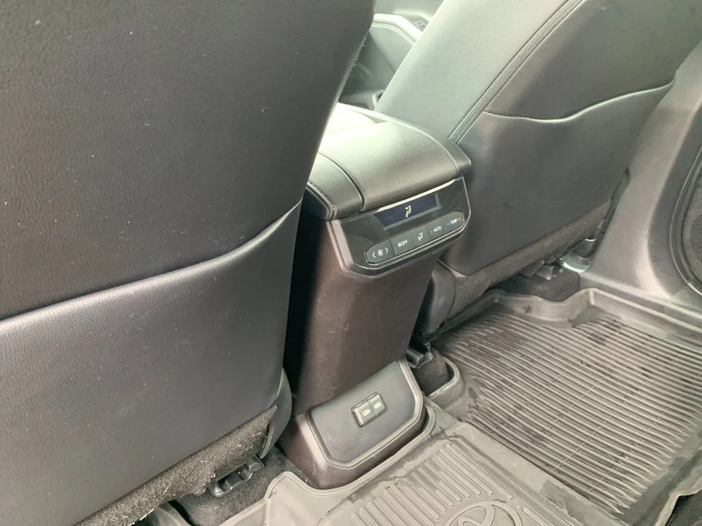 Used 2022 Silver Toyota XLE image 15
