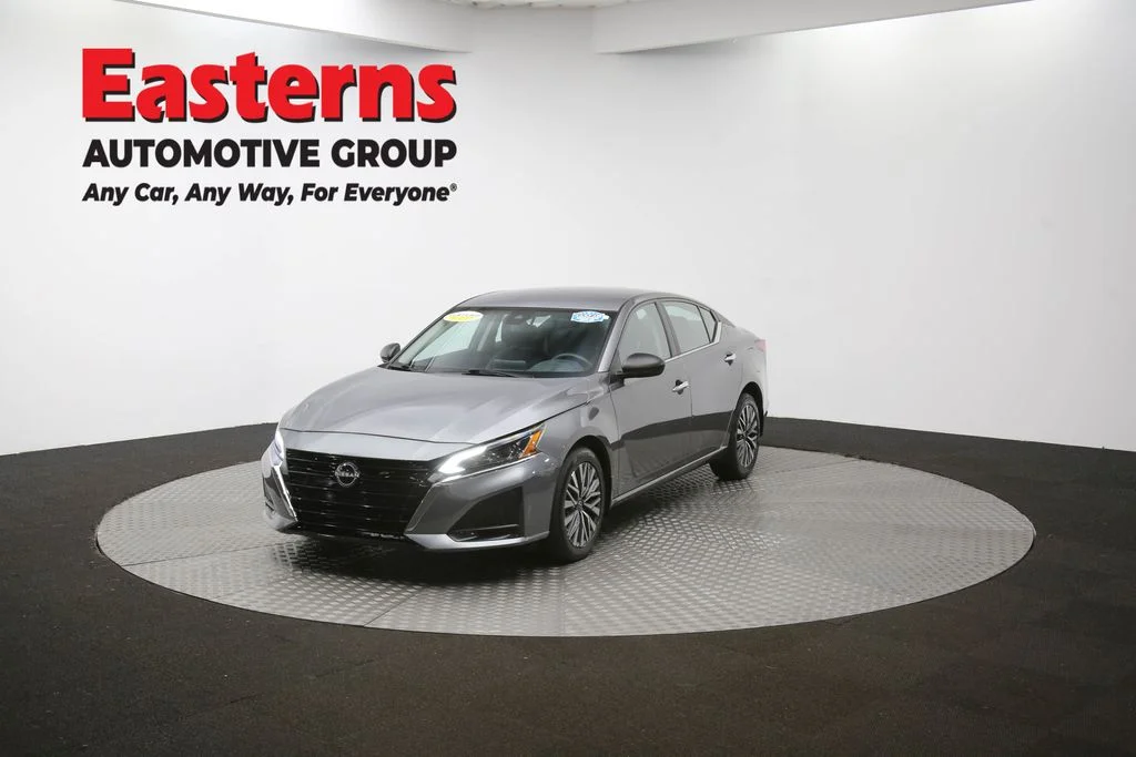 Used 2024 Gray Nissan 2.5 SV image 53