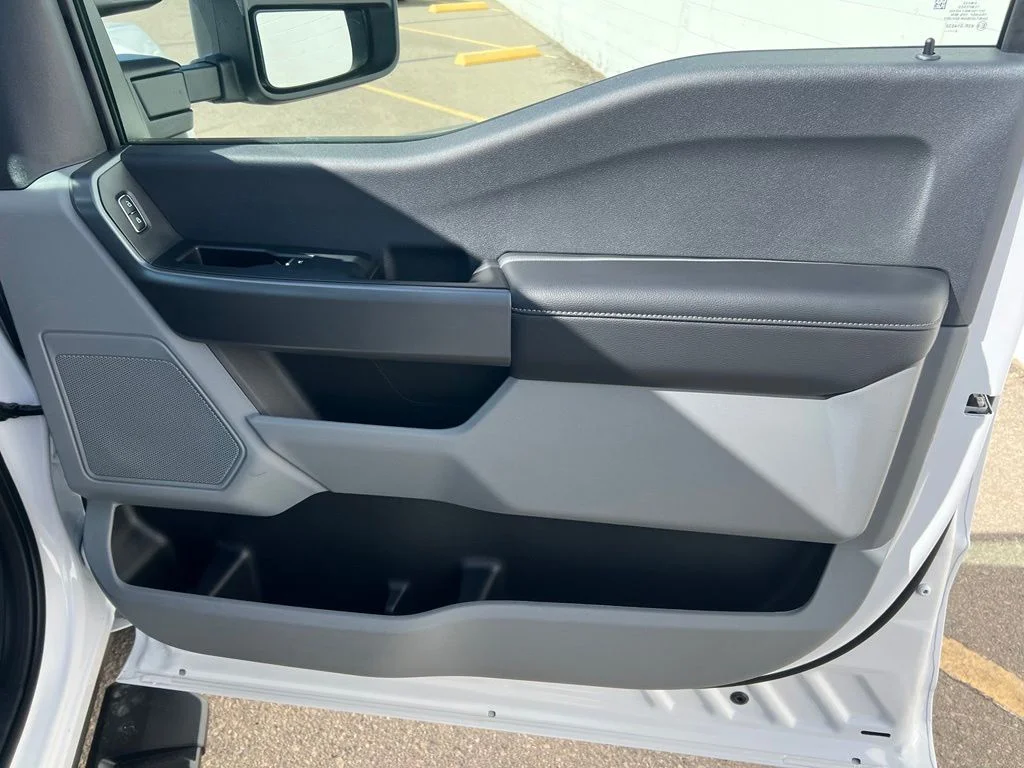 New 2026 Oxford White Ford F-350® XL image 26