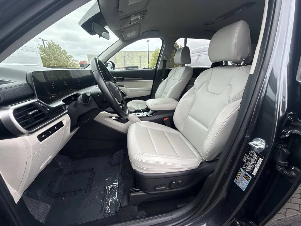 Used 2024 Gray Kia S image 15