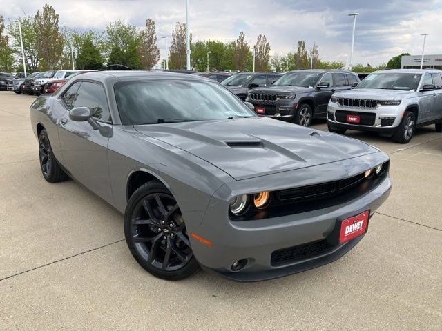 2019 Dodge Challenger SXT