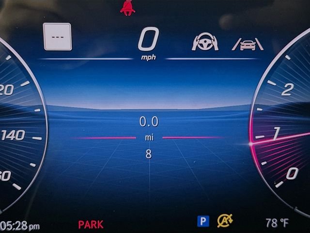 Used 2026 Red Mercedes-Benz GLC 300 image 12