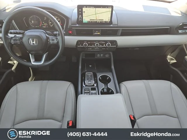 Used 2023 Platinum White Pearl Honda Touring image 25