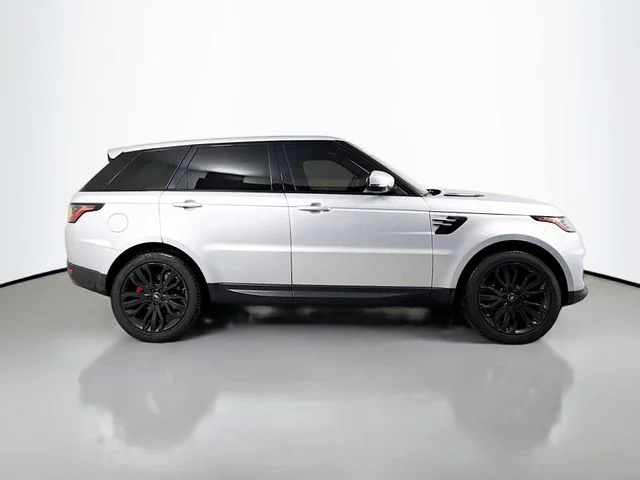 Used 2021 Silver Land Rover SE image 4