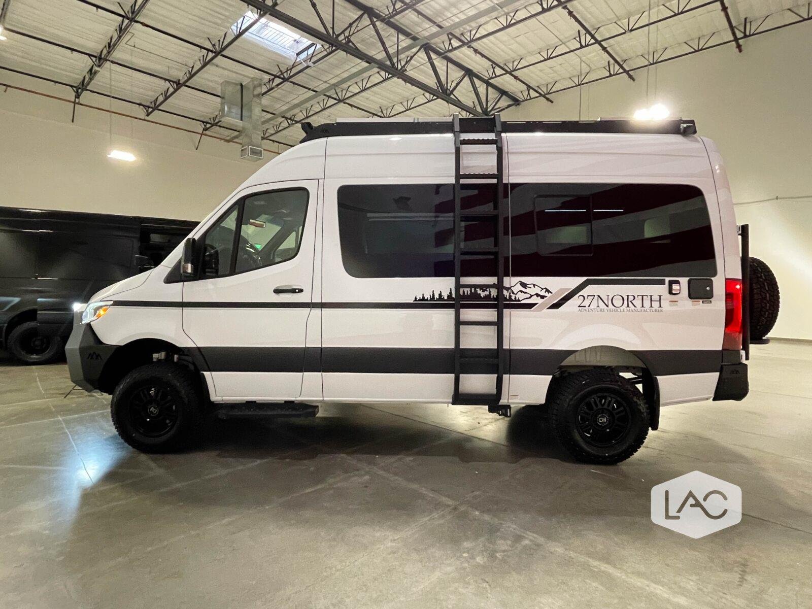 Used 2024 MATTE BLACK WRAP/ARTIC WHITE 27NORTH AWD | FALCON Shocks| Lithionics Batteries image 71
