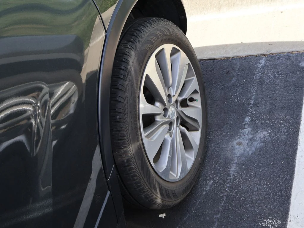 Used 2018 Gray Buick Preferred image 20