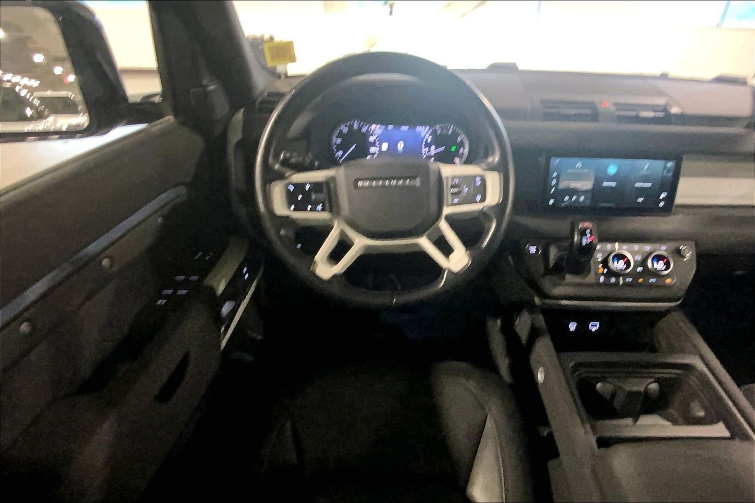 Used 2023 Tasman Blue Metallic Land Rover X-Dynamic SE image 5