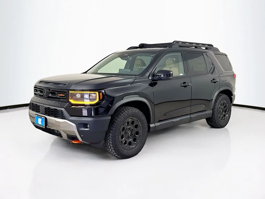 New 2026 Crystal Black Pearl Honda TrailSport Elite Blackout image 4