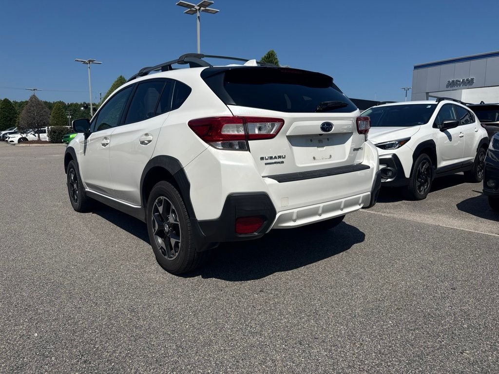 Used 2018 White Subaru 2.0i Premium image 3