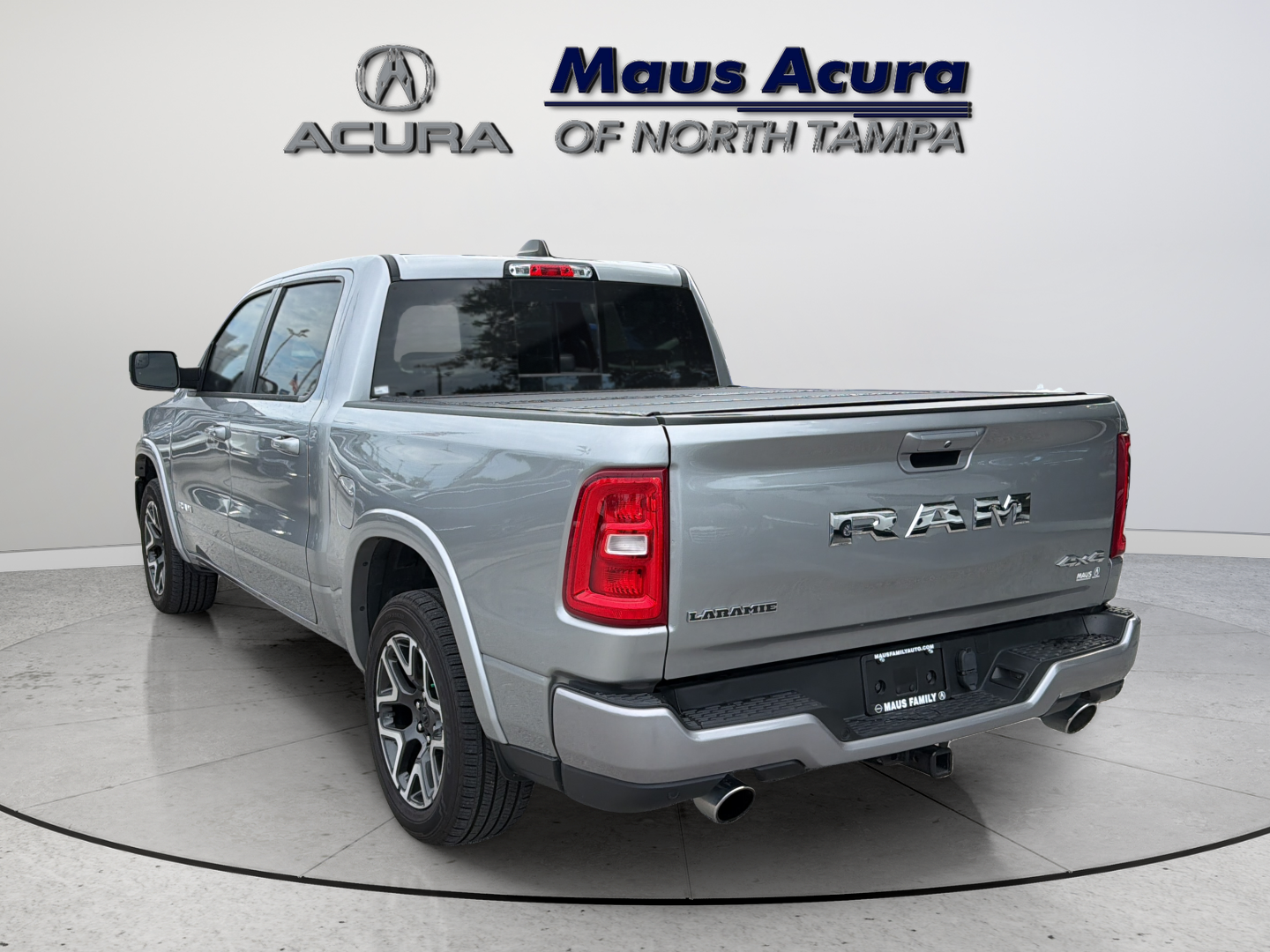 Used 2025 Silver Ram Laramie image 8
