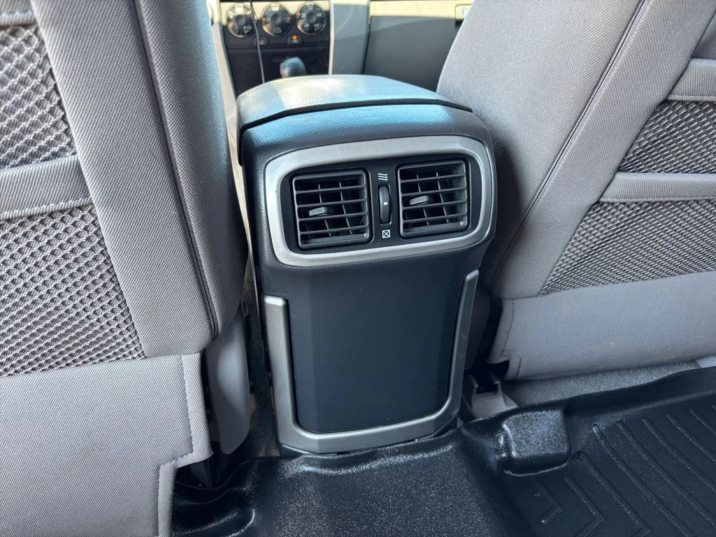 Used 2008 Silver Toyota SR5 image 39