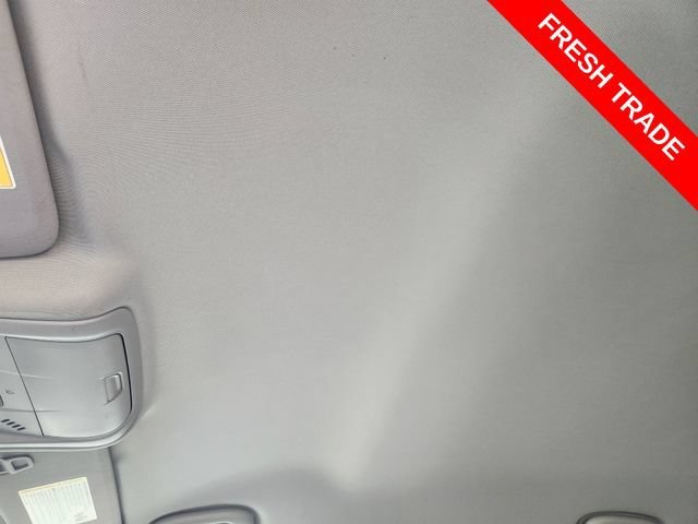 Used 2020 SATIN STEEL METALLIC GMC SLT image 25