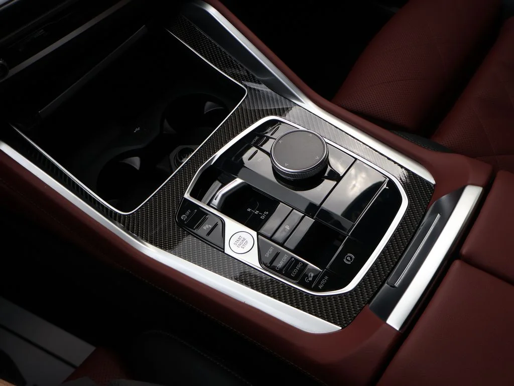 Used 2026 Gray BMW M60i image 29