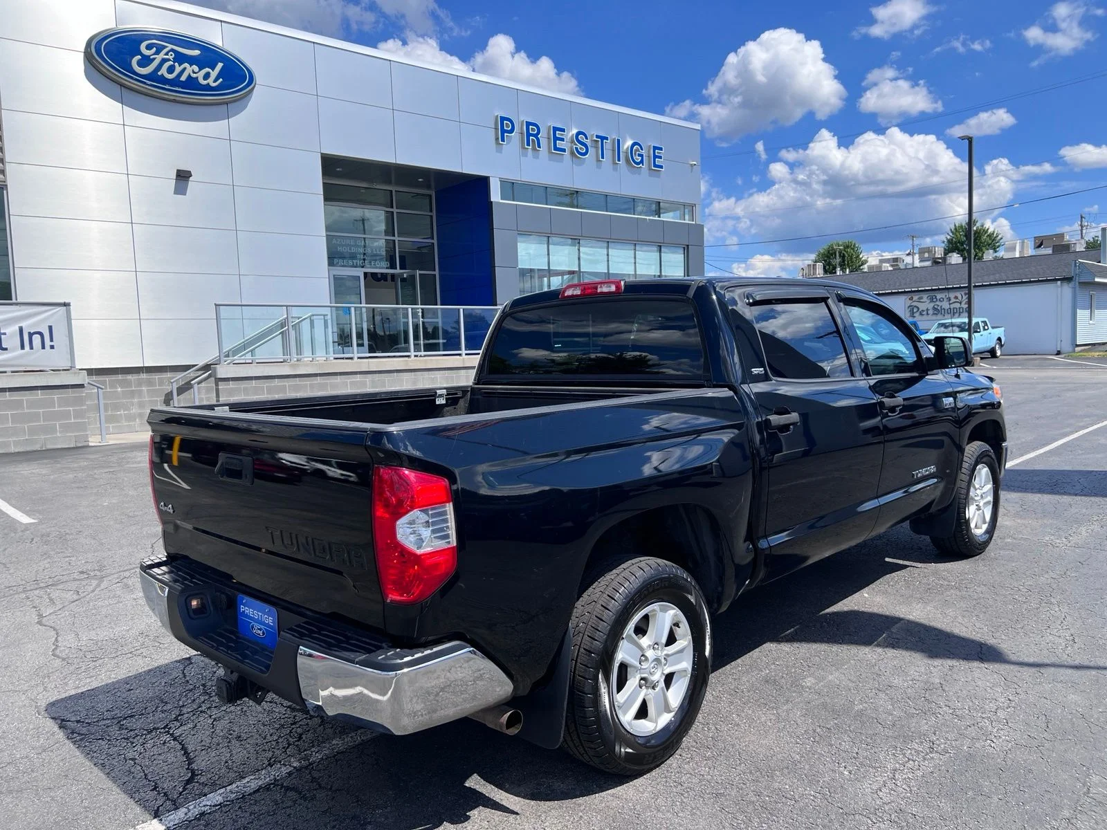 Used 2017 Black Toyota SR5 image 9