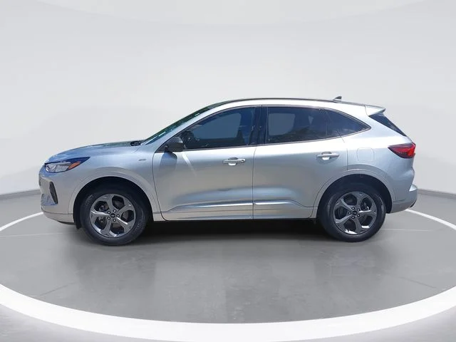 Used 2023 Silver Ford ST-Line image 2