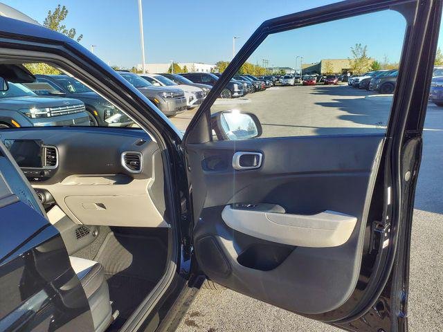 New 2026 Onyx Black Hyundai SEL image 31